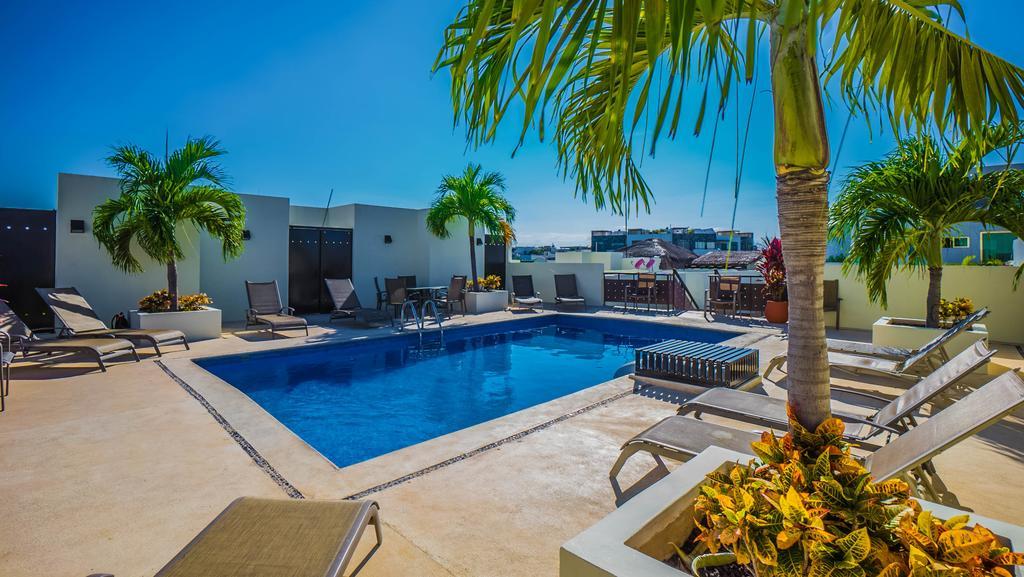 Meridian Downtown Apartments بلايا ديل كارمن المظهر الخارجي الصورة