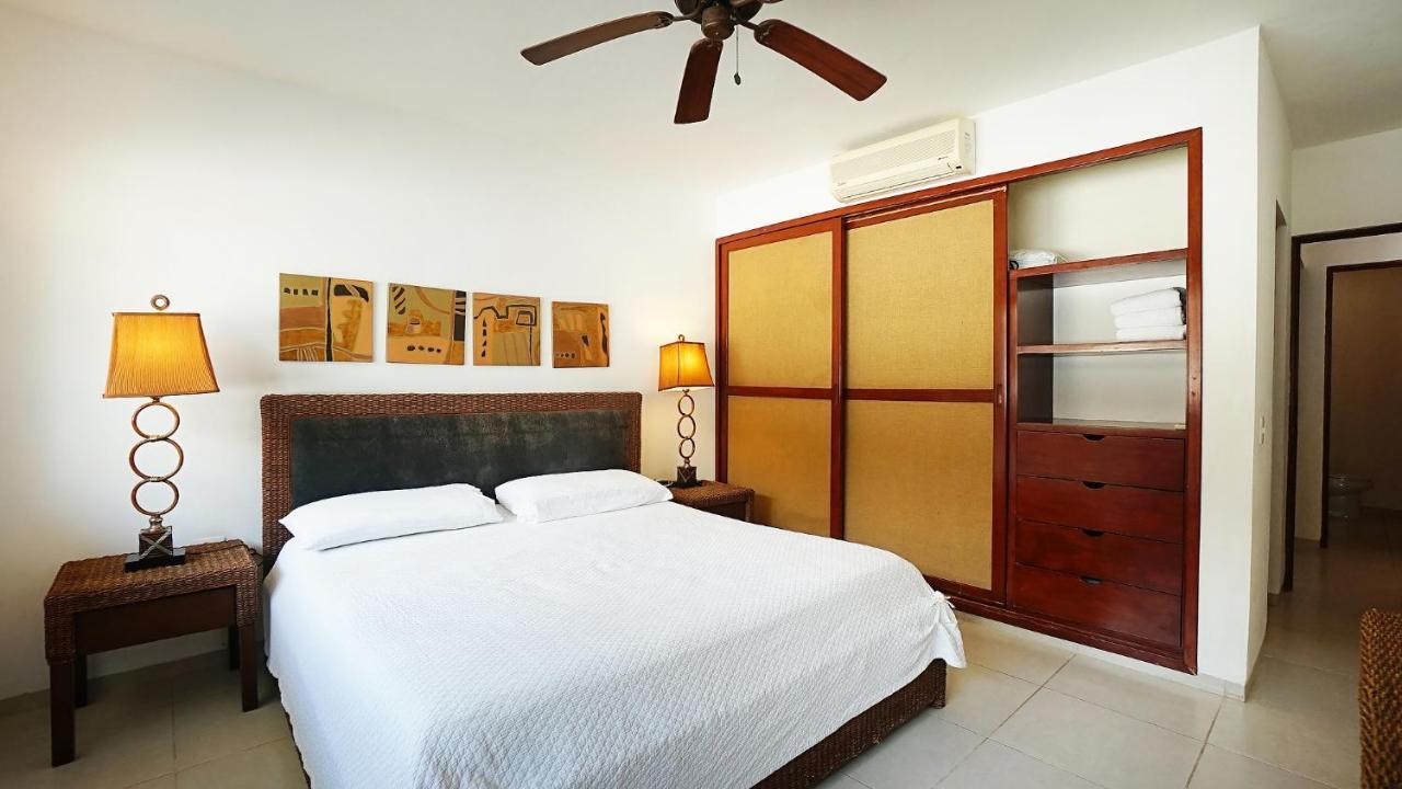Meridian Downtown Apartments بلايا ديل كارمن المظهر الخارجي الصورة